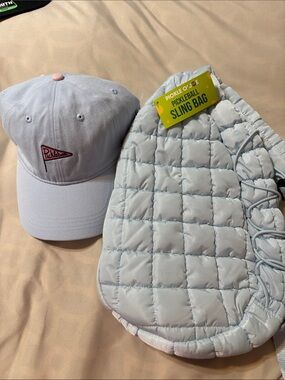 PICKLEBALL Lovers by Pickle O'Joe Sling Bag - Light Blue
With Cap 2 pc